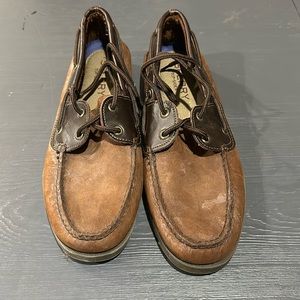 Men’s sperry boat shoes